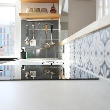 Pembroke View By N And N Stays, Spacious & Modern Executive In Grade 2 Listed Building, Close To Centre, Perfect Location While Visiting The Or Working In The Area * Bristol